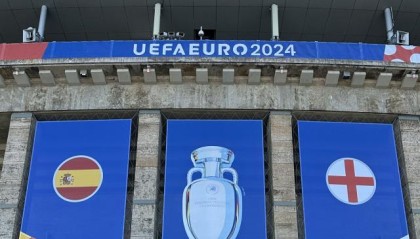 索斯盖特笑谈悲喜往事 凯恩：愿用一切换冠军