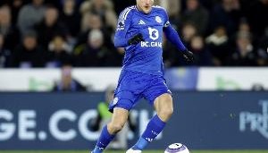 世界杯赛程-邮报：38岁瓦尔迪不急着决定未来 关窗后他仍可签约&amp;多家球队有意