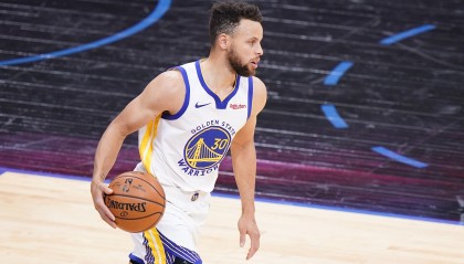 大学恩师：库里富有想象力 总在思考倾听 这种天赋我不知如何培养