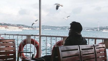 朱芳雨:越来越多中国球员冲击海外联赛,值得我们鼓掌点赞